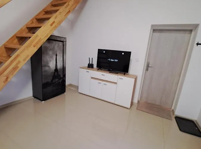 Ellen's - Air Conditioning, Free Parking Apartament Bratislava